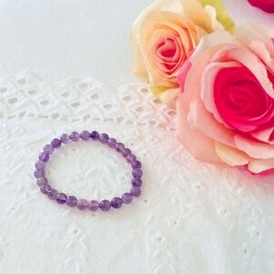 Dainty Amethyst Purple Smooth Beaded Bracelet EUC